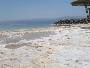 Соль на Мертвом море